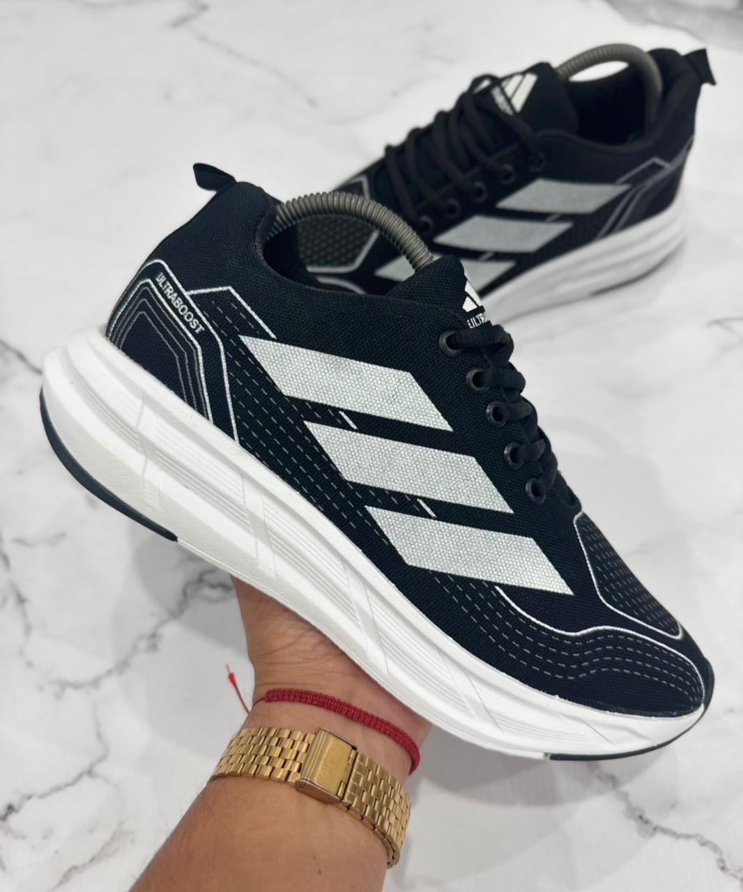 Adidas Ultraboost Negro/Blanco